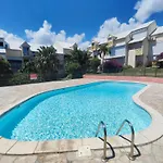 Magnifique Duplex avec piscine et accés Plage