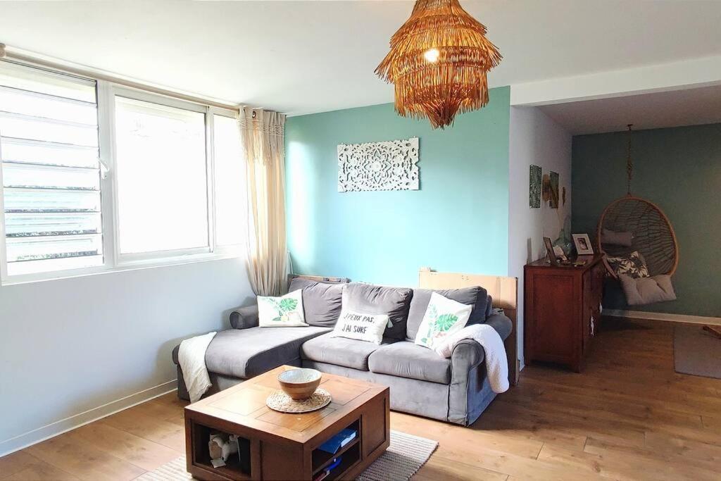 Magnifique Duplex Avec Piscine Et Accés * Le Gosier (Grande-Terre)