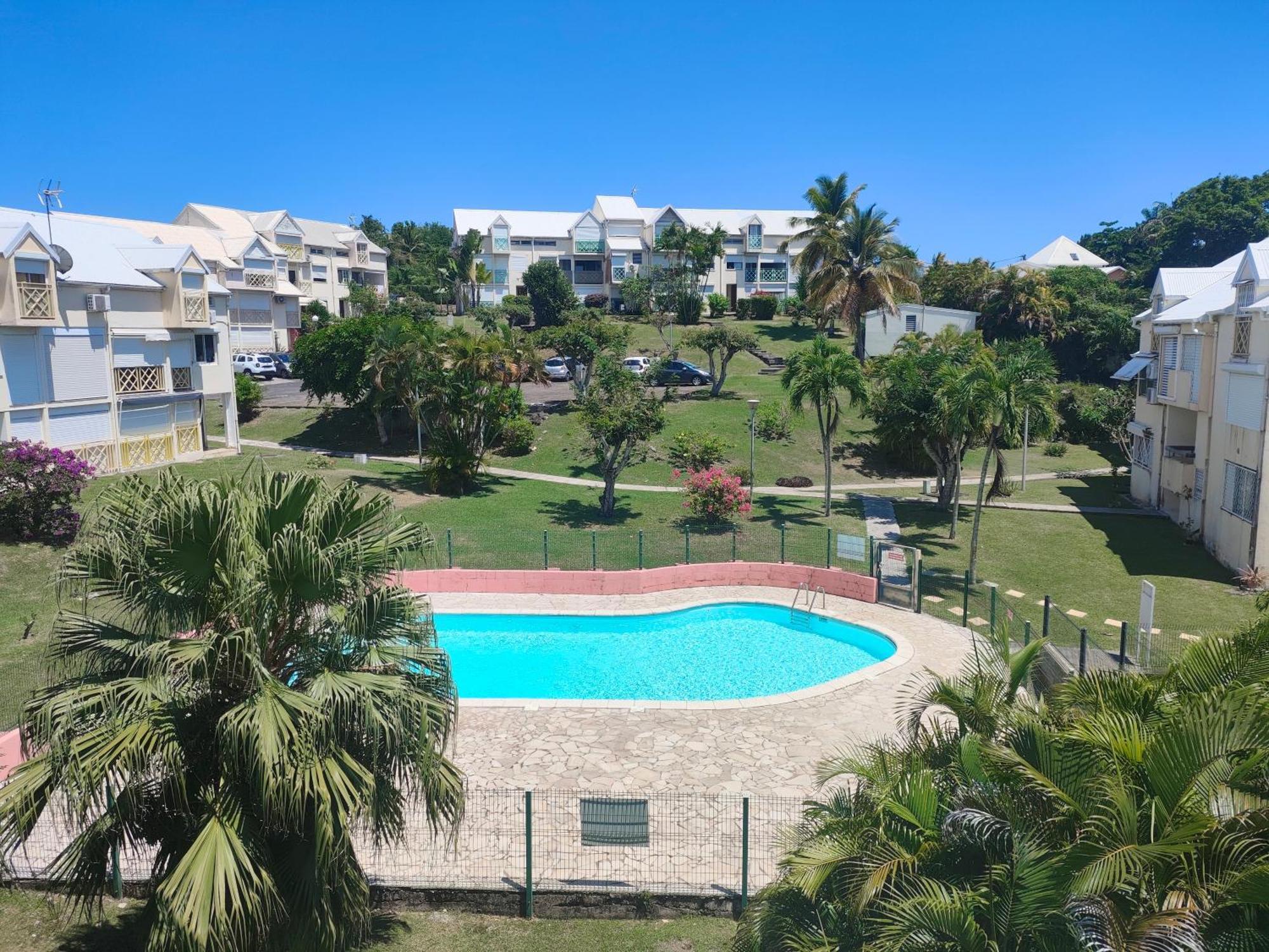 Magnifique Duplex Avec Piscine Et Accés